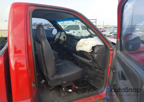 1998 Dodge Ram 1500 St z USA, uszkodzony, nr VIN 1B7HC16Y4WS559125